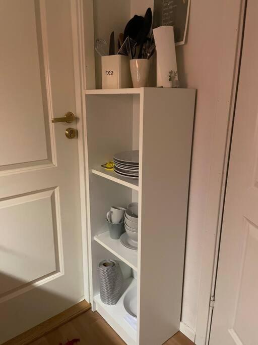Apartment By The Sea. Hybel/room In South Of Troms Tromso